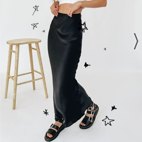 Verge Girl Dresses & Skirts - NWT Verge Girl Au Revoir maxi skirt